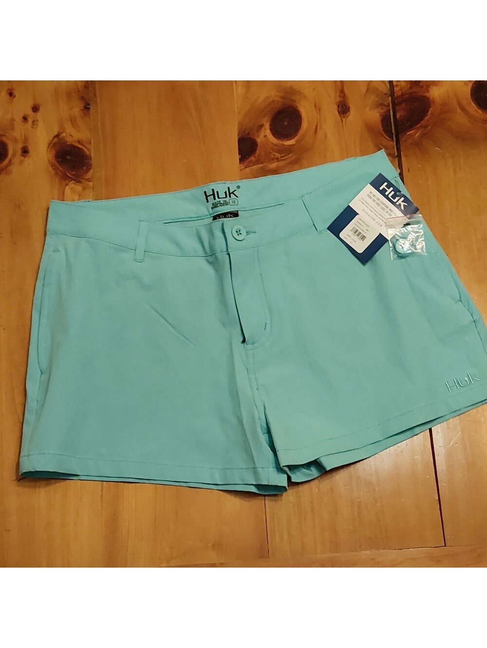 Huk Women’s Blue Chino Shorts Size 10 Mid Rise Stretch Pockets Fishing